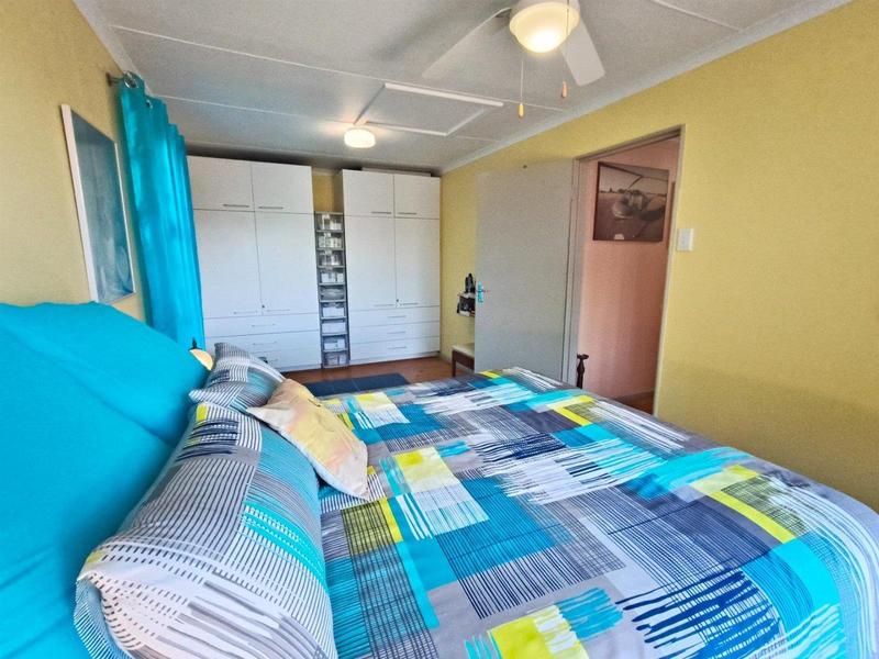 3 Bedroom Property for Sale in Fraaiuitsig Western Cape